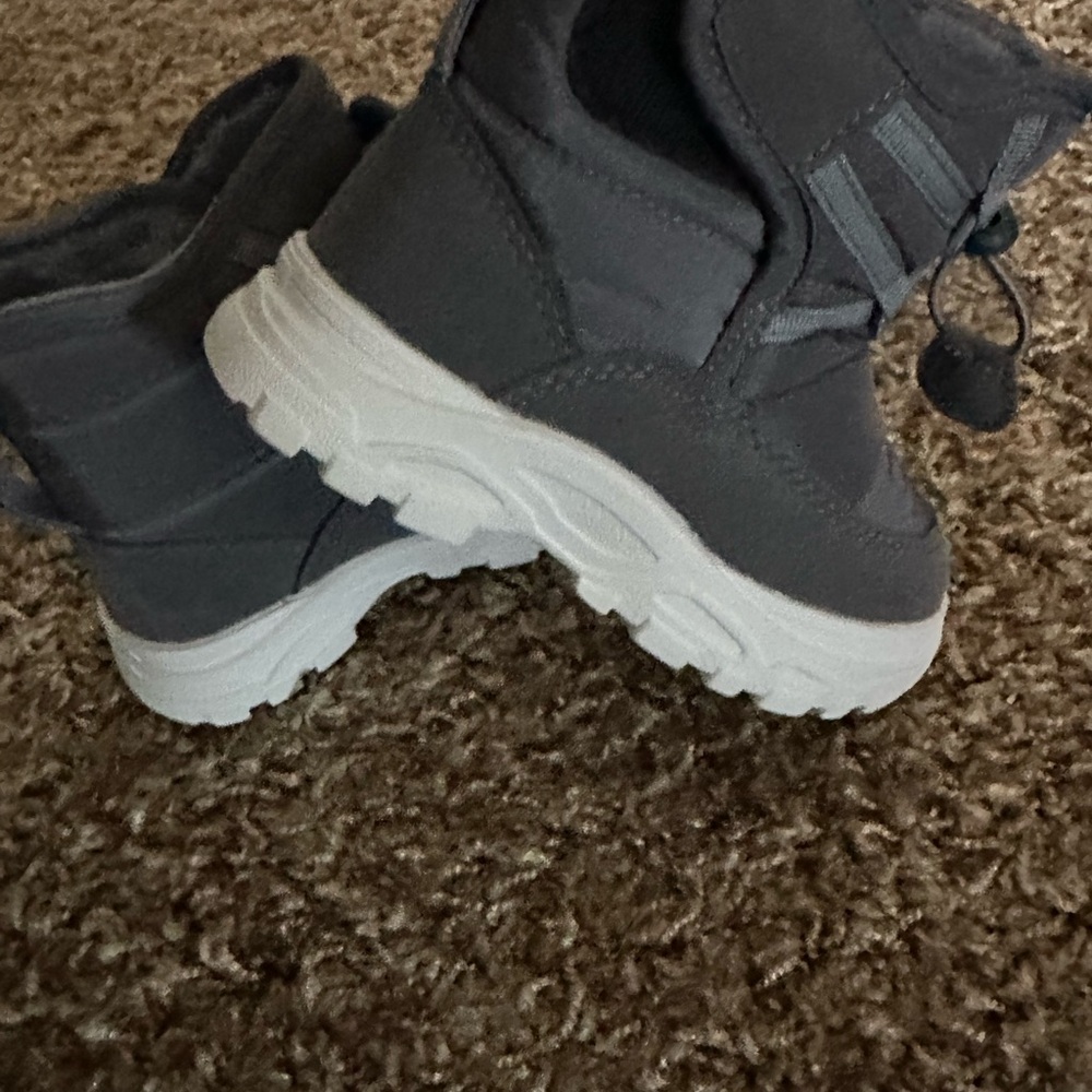 Kids Gray Winter Boots
